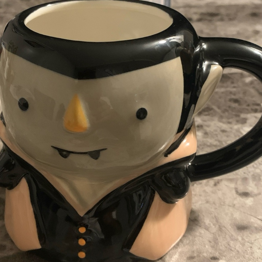 Vampire Mug  Hyde & EEK! Boutique Fun & Spooky Coffee Cup 4"